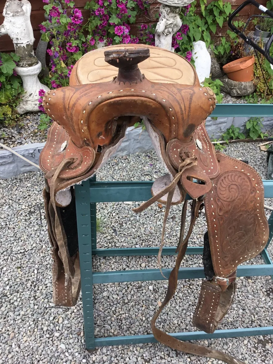 Horse Saddle - Image 3