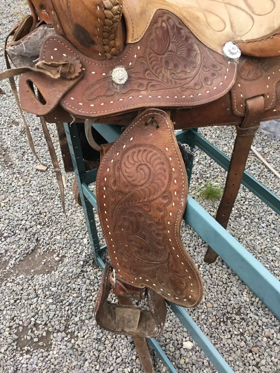 Horse Saddle - Image 4