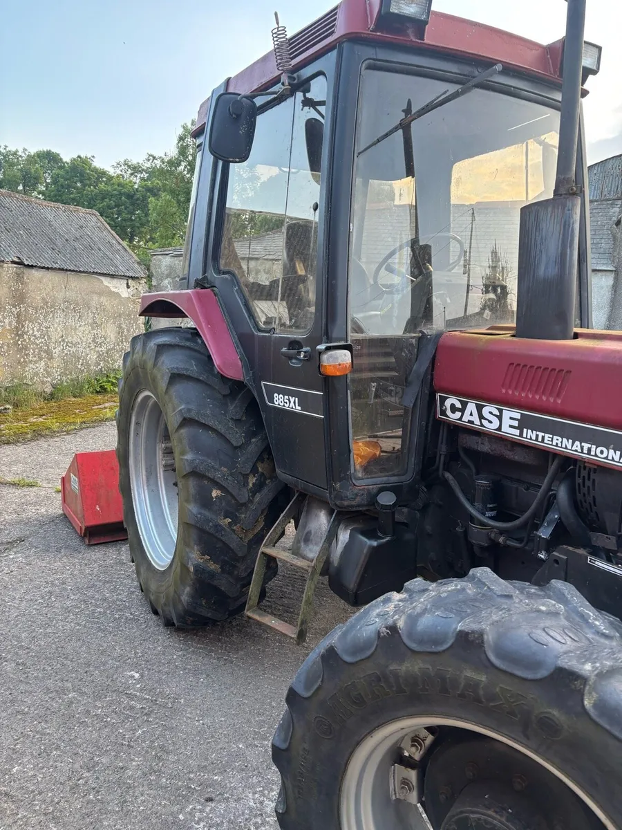 Case International 885XL - Image 2