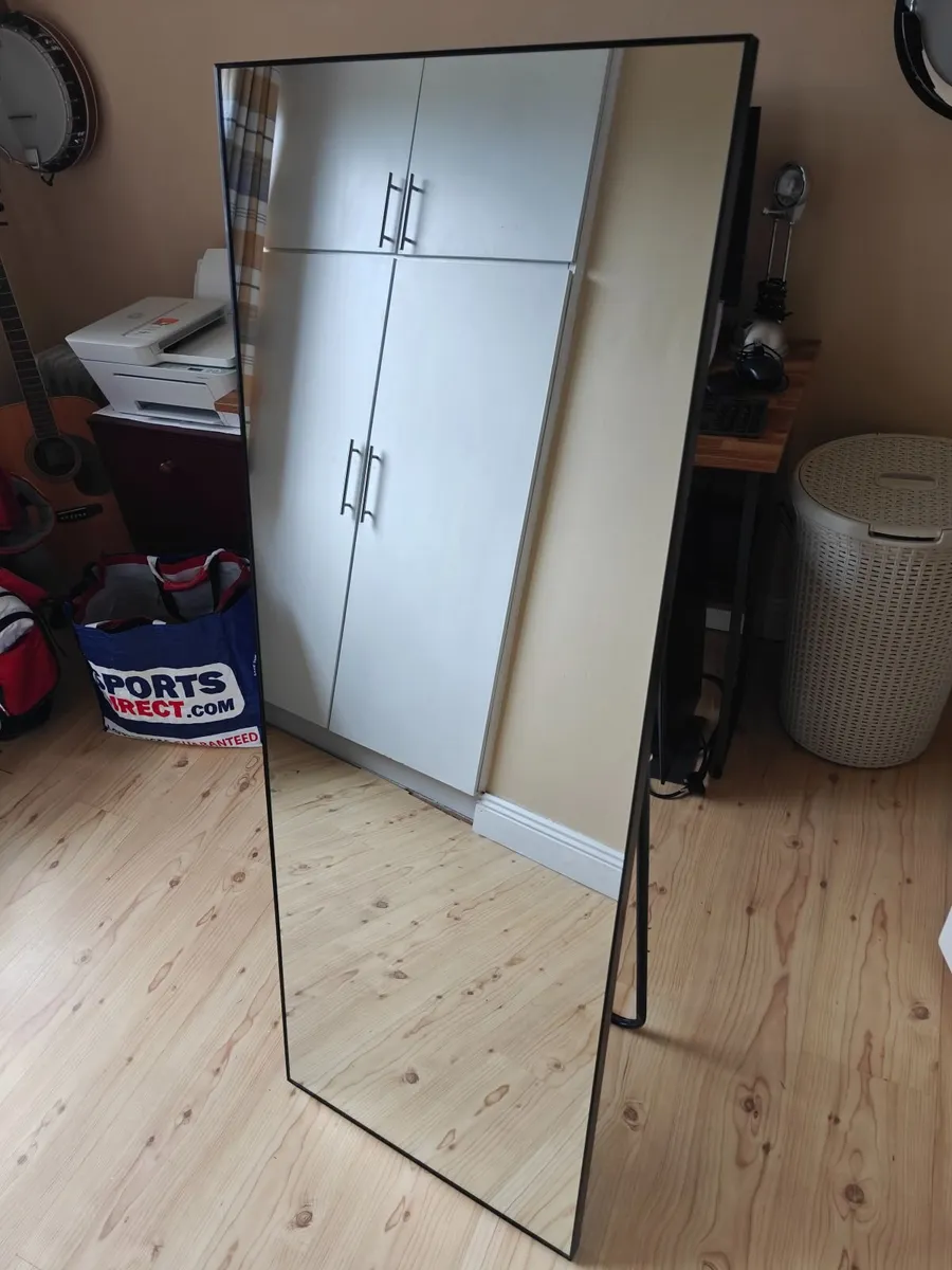 Mirror - Image 1