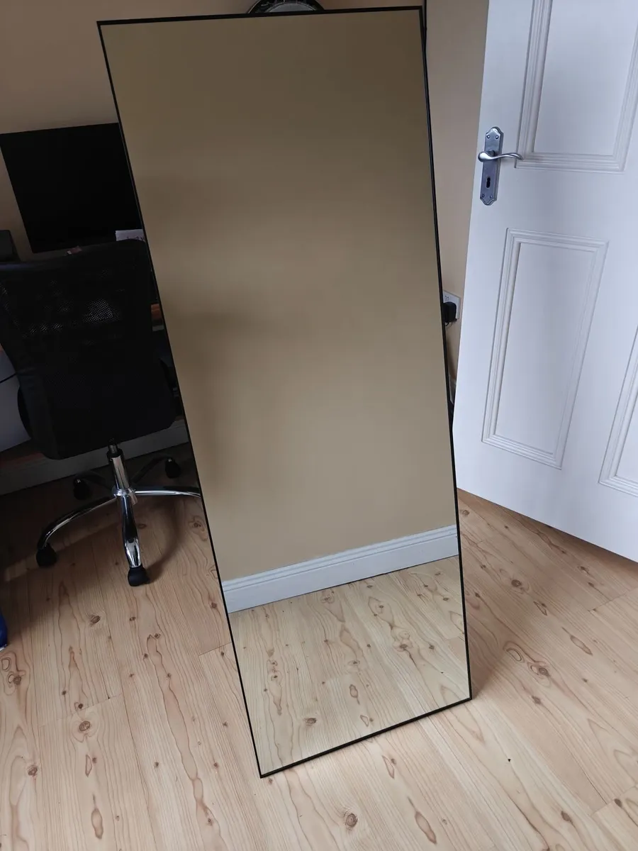 Mirror - Image 2