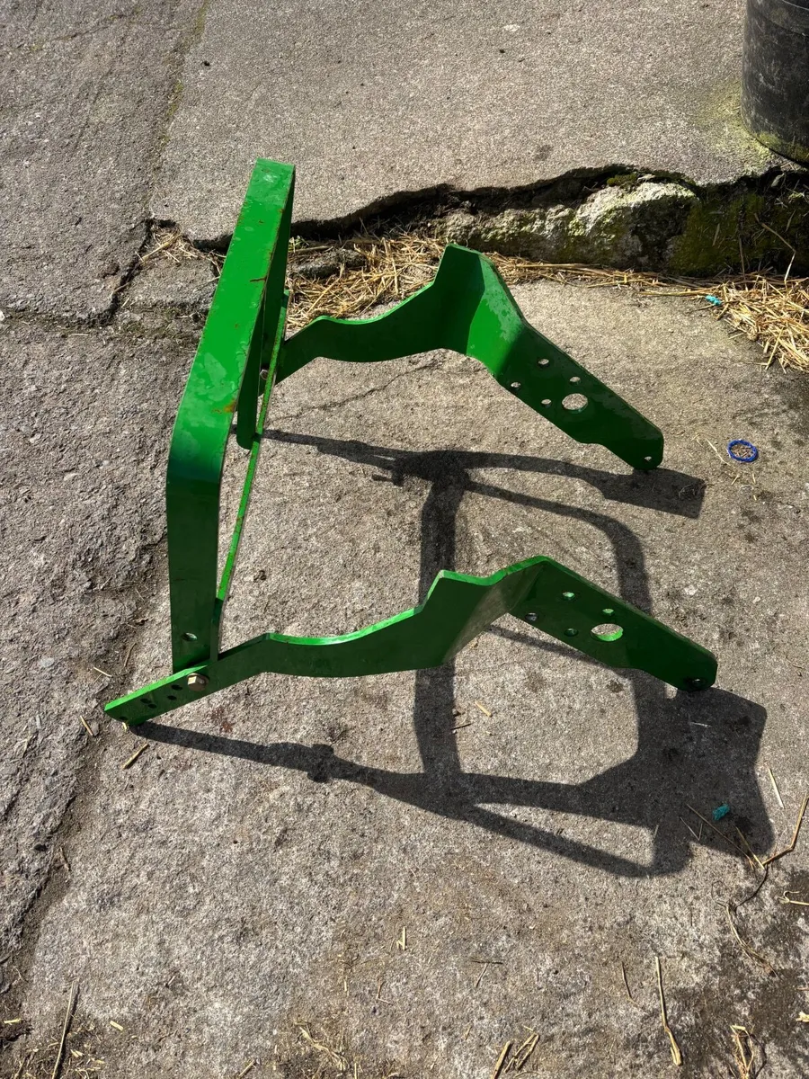 John Deere front guard for 6m / 6r - Image 4