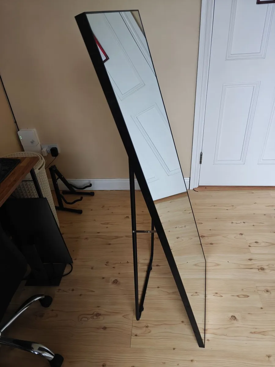 Mirror - Image 3