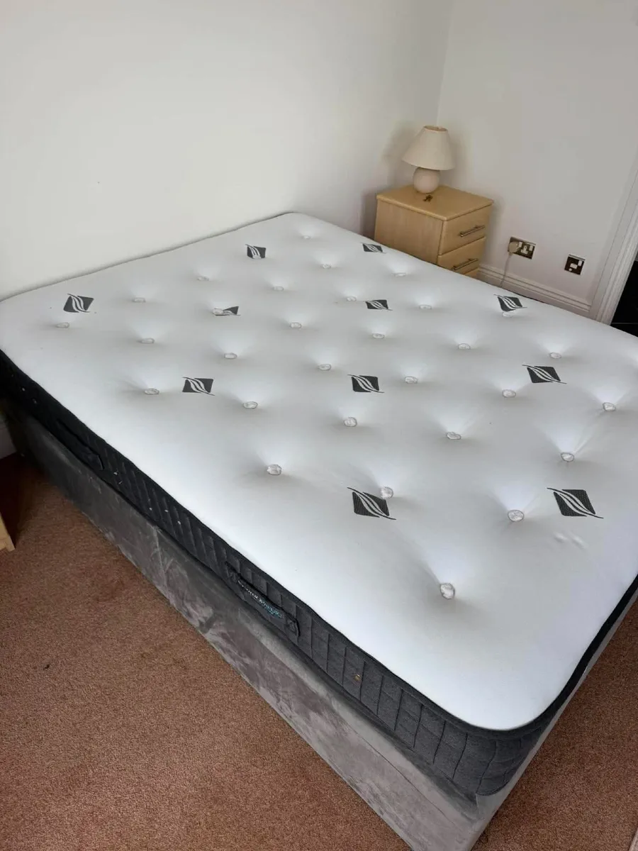 King Mattress + Ottoman Storage Base - Image 4