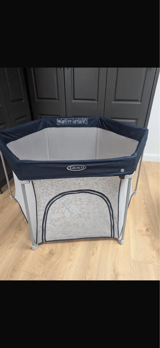 Graco EverGo Playpen - Image 2