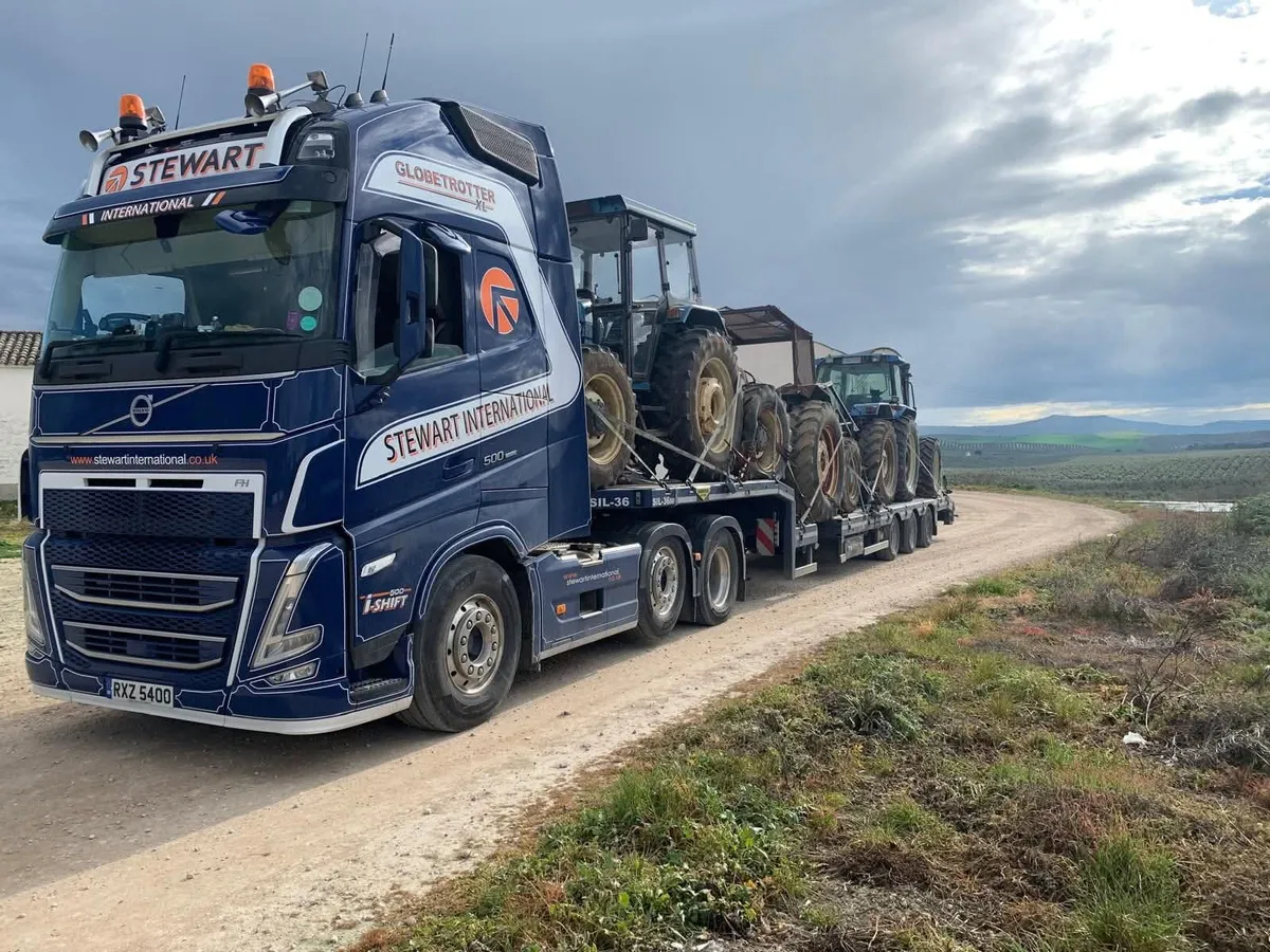 TRACTORS REQUIRED - Image 2