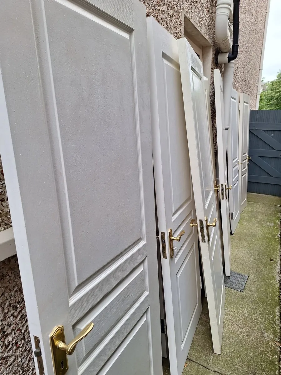 10  interior doors - Image 2