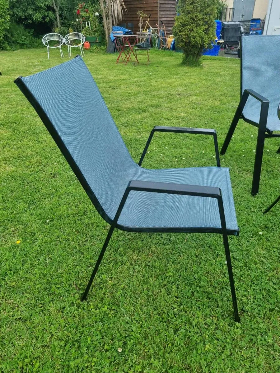 Garden table and 4 chairs - Image 4