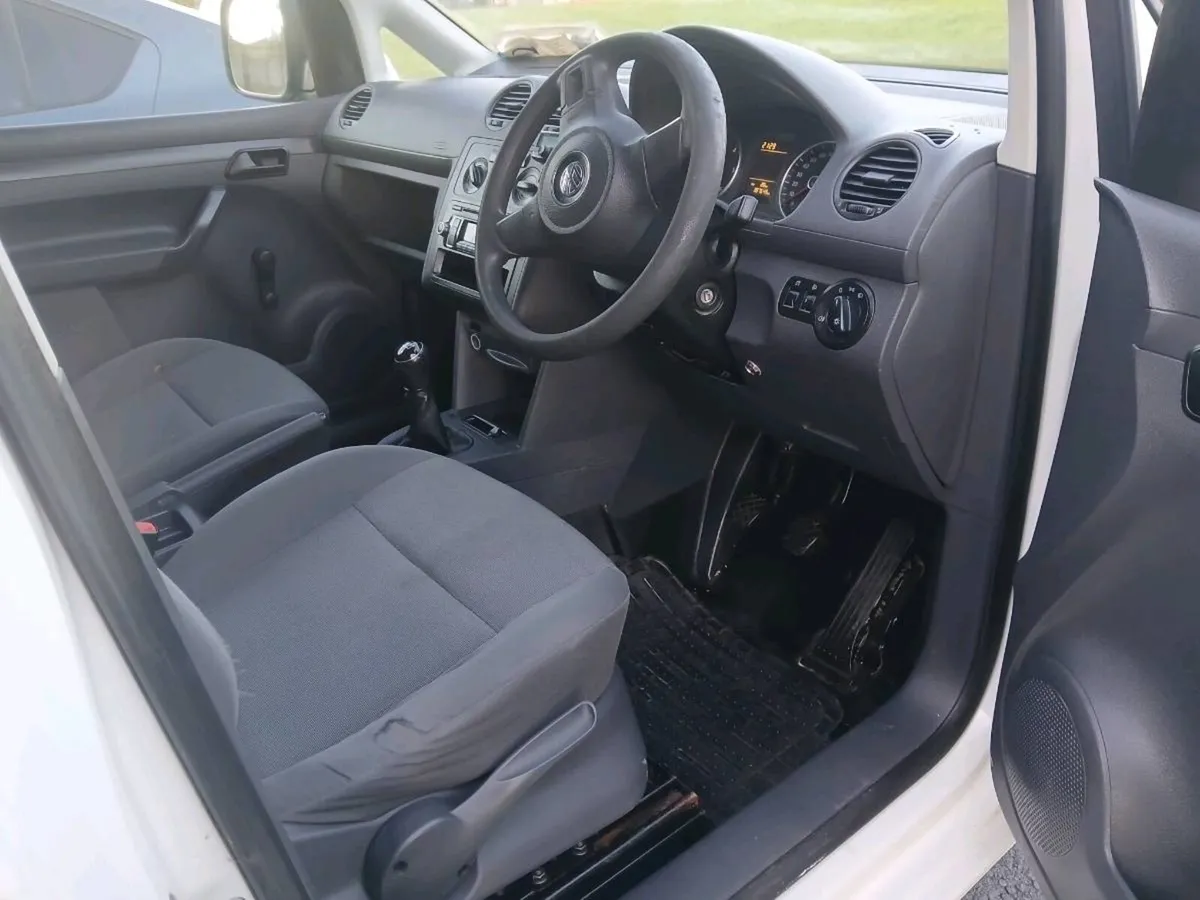 2015 VW CADDY NEW TEST 4/27 - Image 3