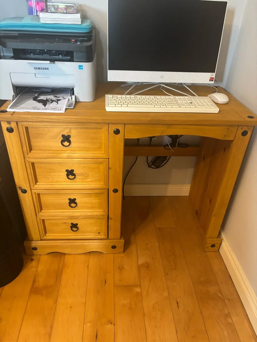 Desk solid wood like new - Image 1