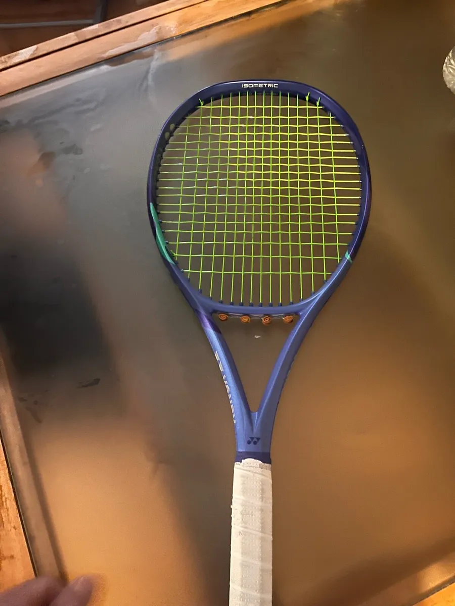 Yonex ez zone 98 - Image 4