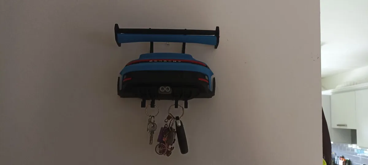 Wall-mounted key holder - Image 3