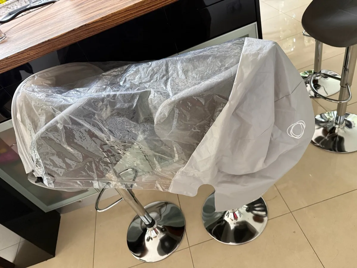 Bugaboo rain covers in Swords - Image 1