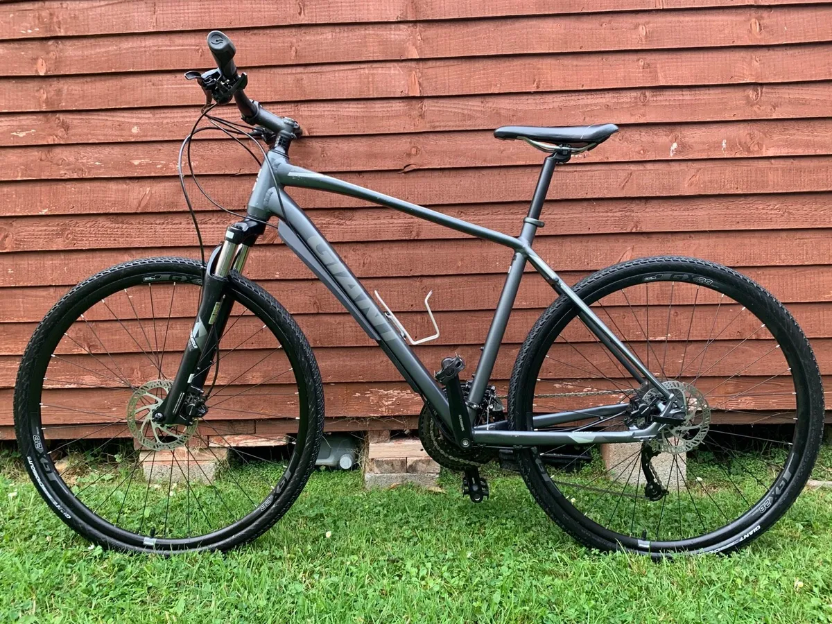 GIANT ROAM 2 - Image 4