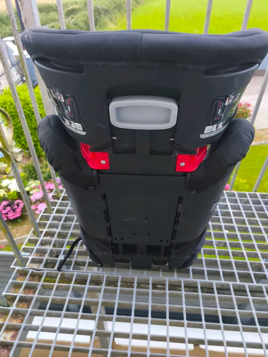 Car seat - Image 2
