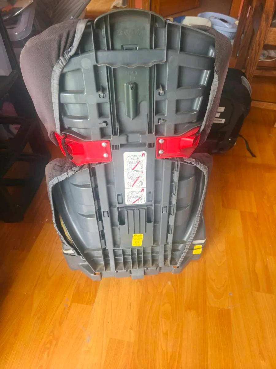 Car seat - Image 2