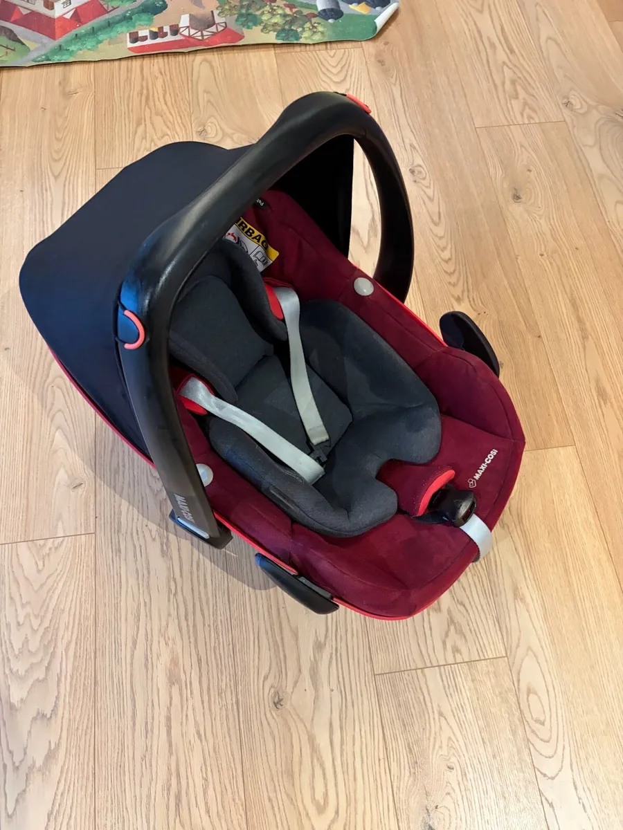 Maxi Cosi car seat - Image 4