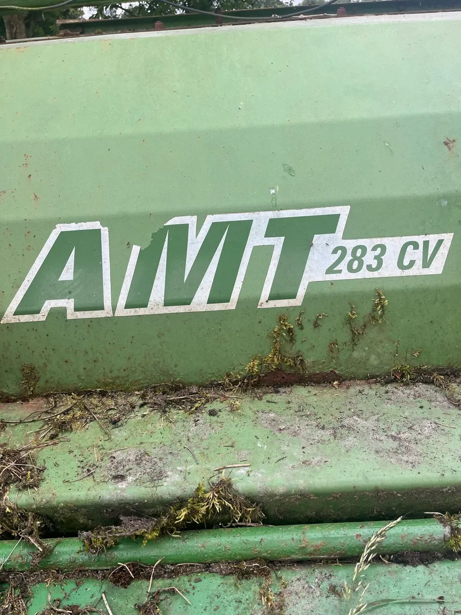 Krone 9ft trailed mower - Image 3