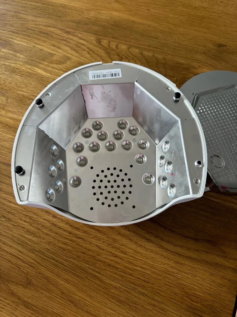 CND LED Lamp - Image 4