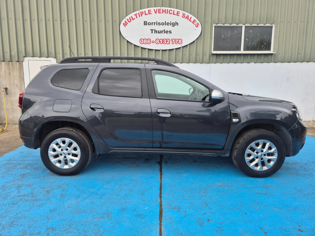 DACIA DUSTER 1.5 DIESEL COMMERCIAL - Image 1