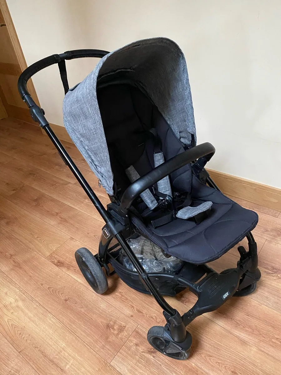 Mamas and Papas Travel System - Image 2