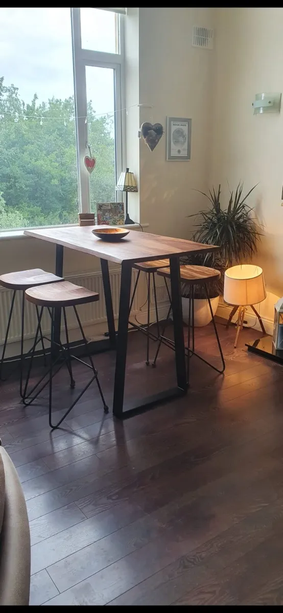 Handcrafted Table & High Stools €500 - Image 1