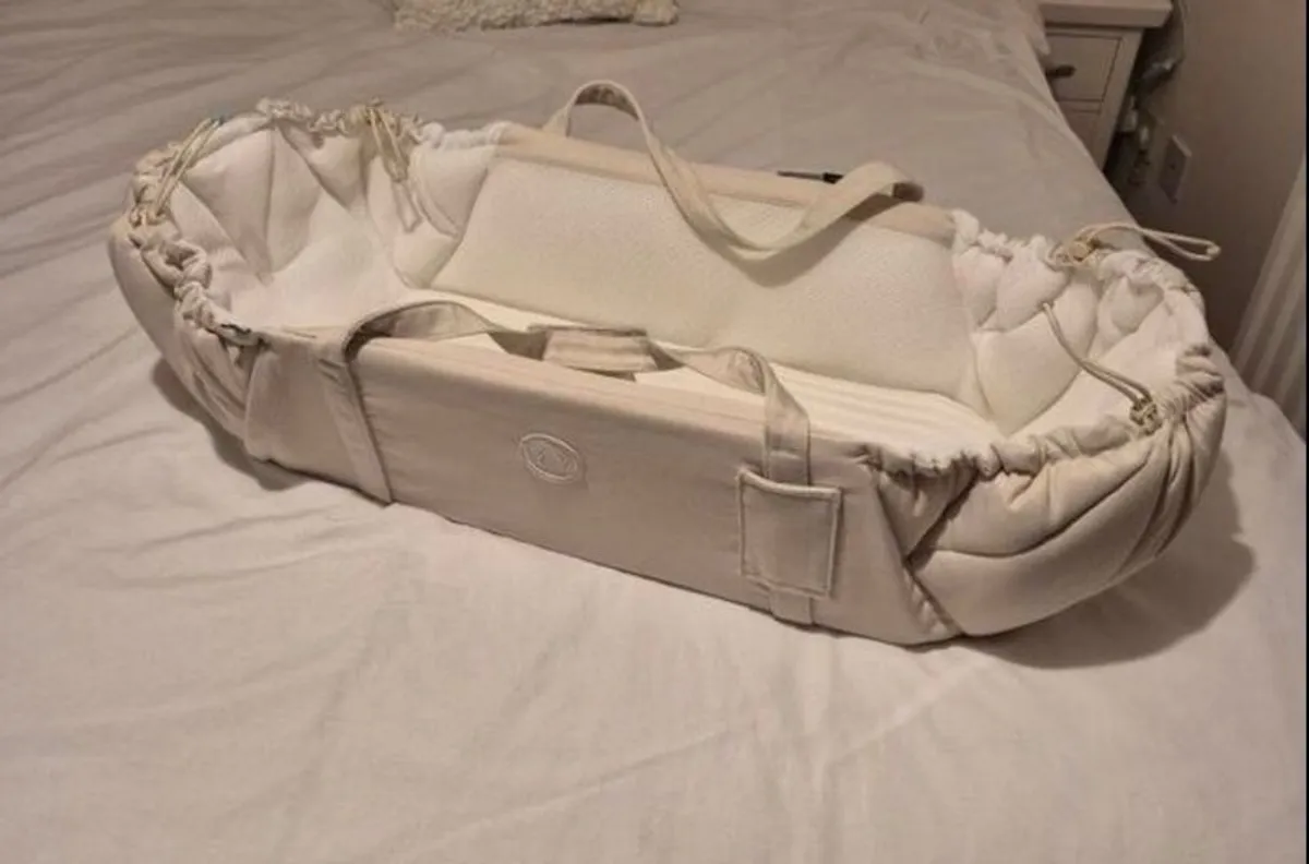Najell sleep carrier - Image 1
