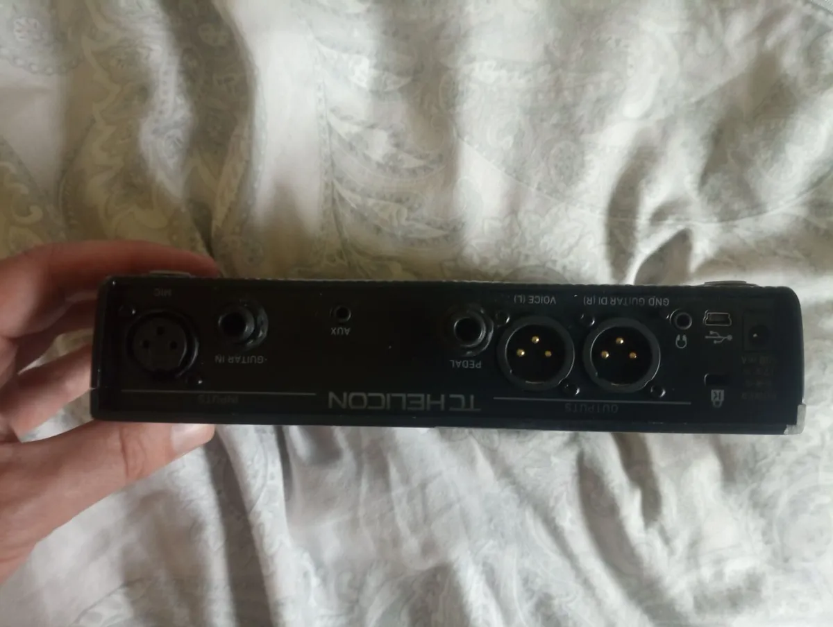 TC Helicon Play Acoustic - Image 3