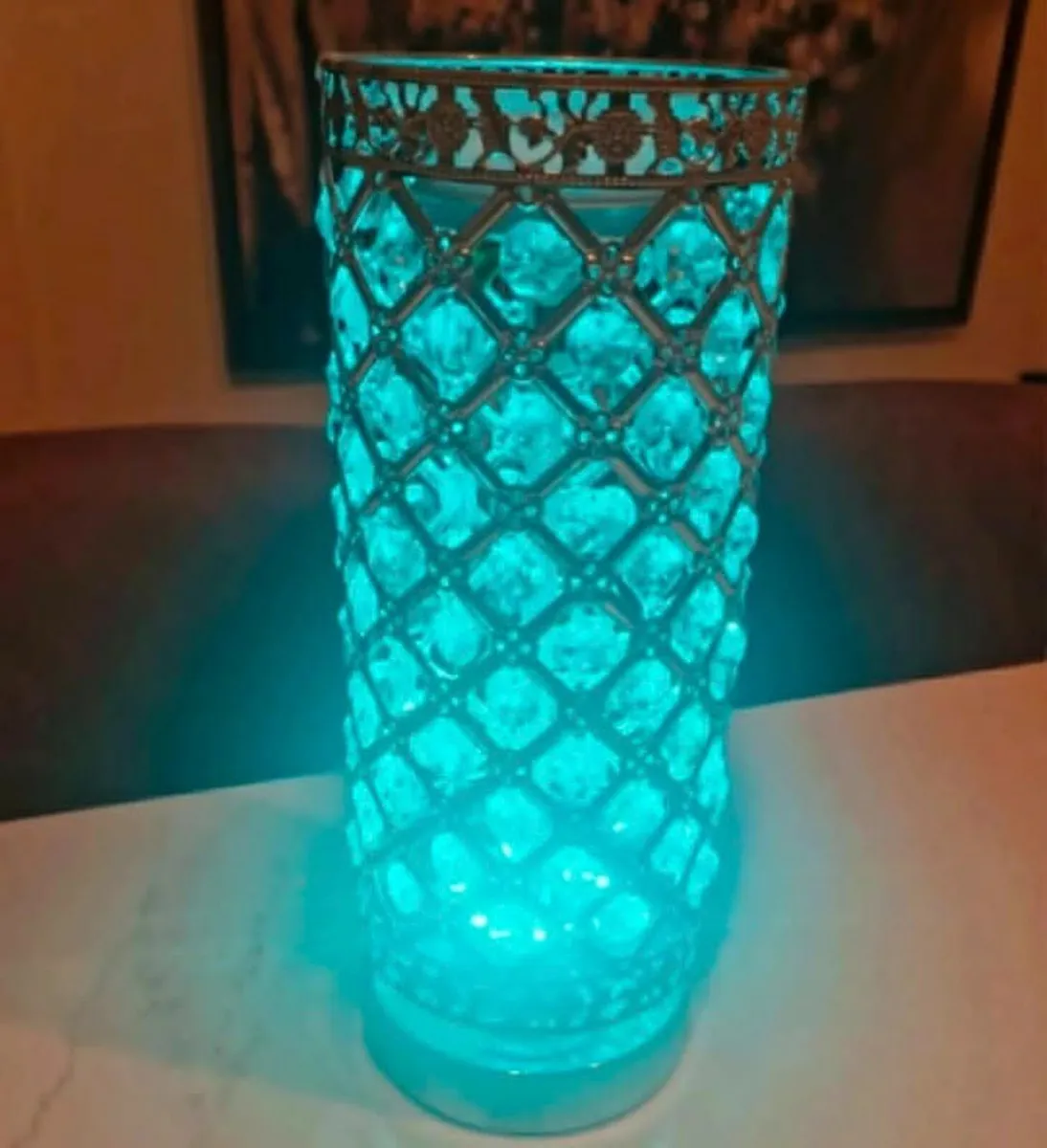 Crystal Effect Colour Changing LED Wax Melt Burner - Image 4