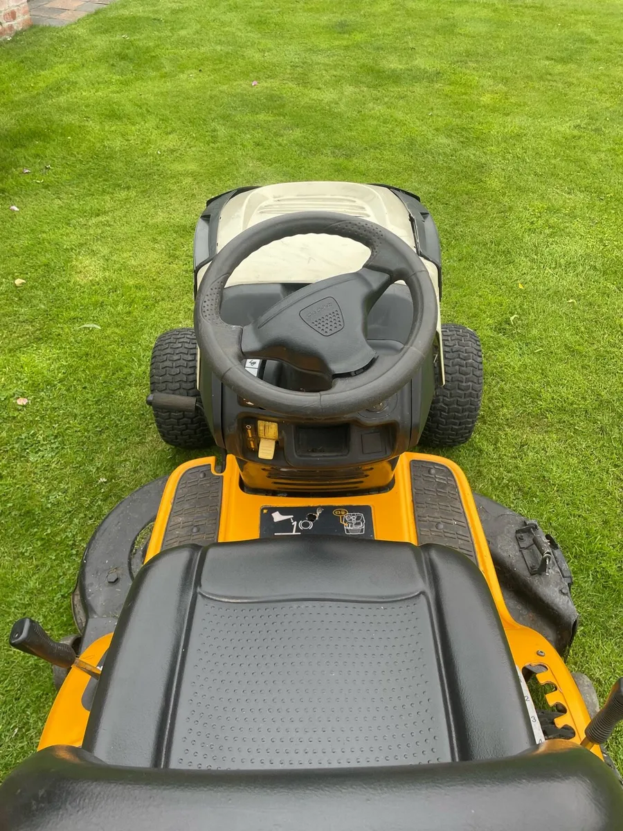 Ride on lawmower - Image 4