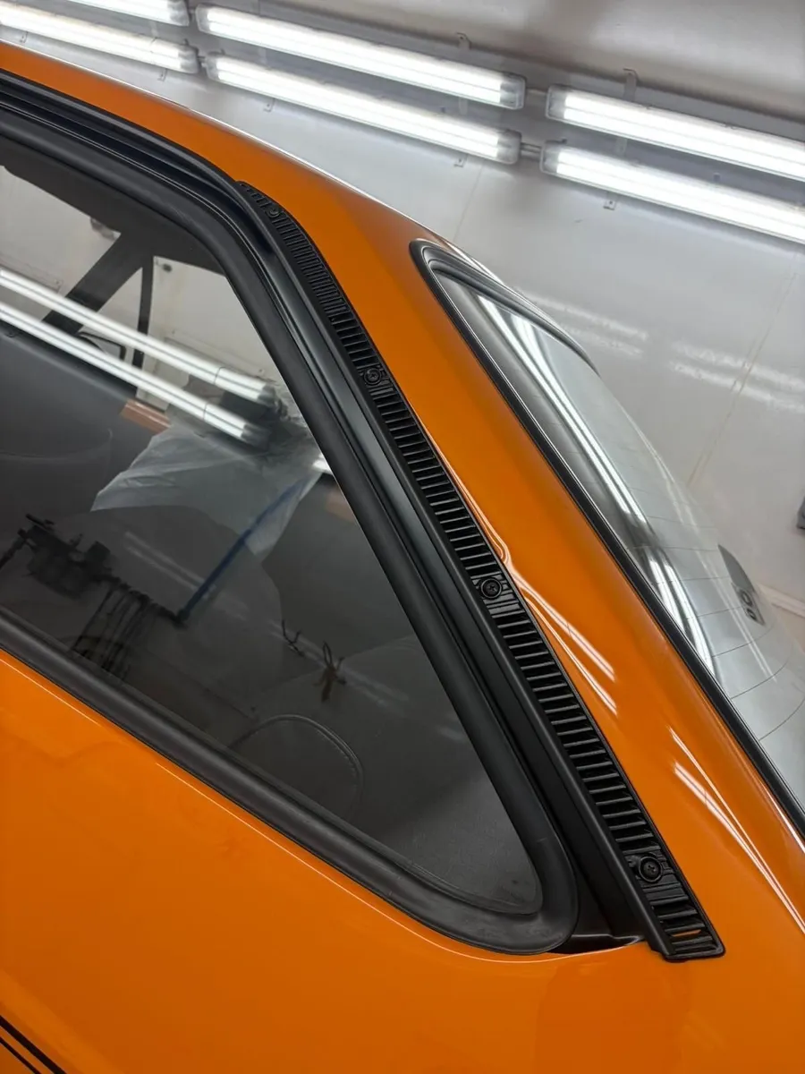 ESCORT MK2 GUTTER TRIMS. TOP QUALITY - Image 2