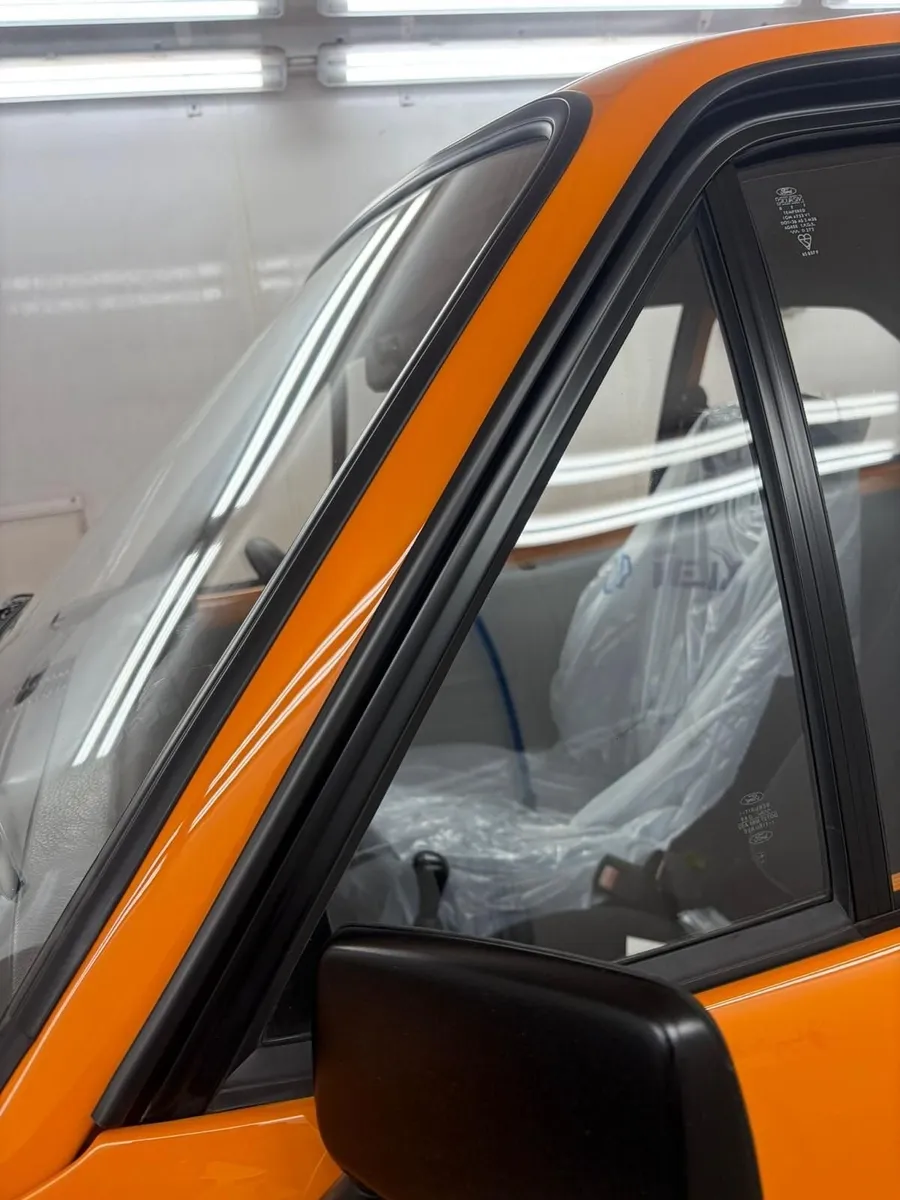 ESCORT MK2 GUTTER TRIMS. TOP QUALITY - Image 3