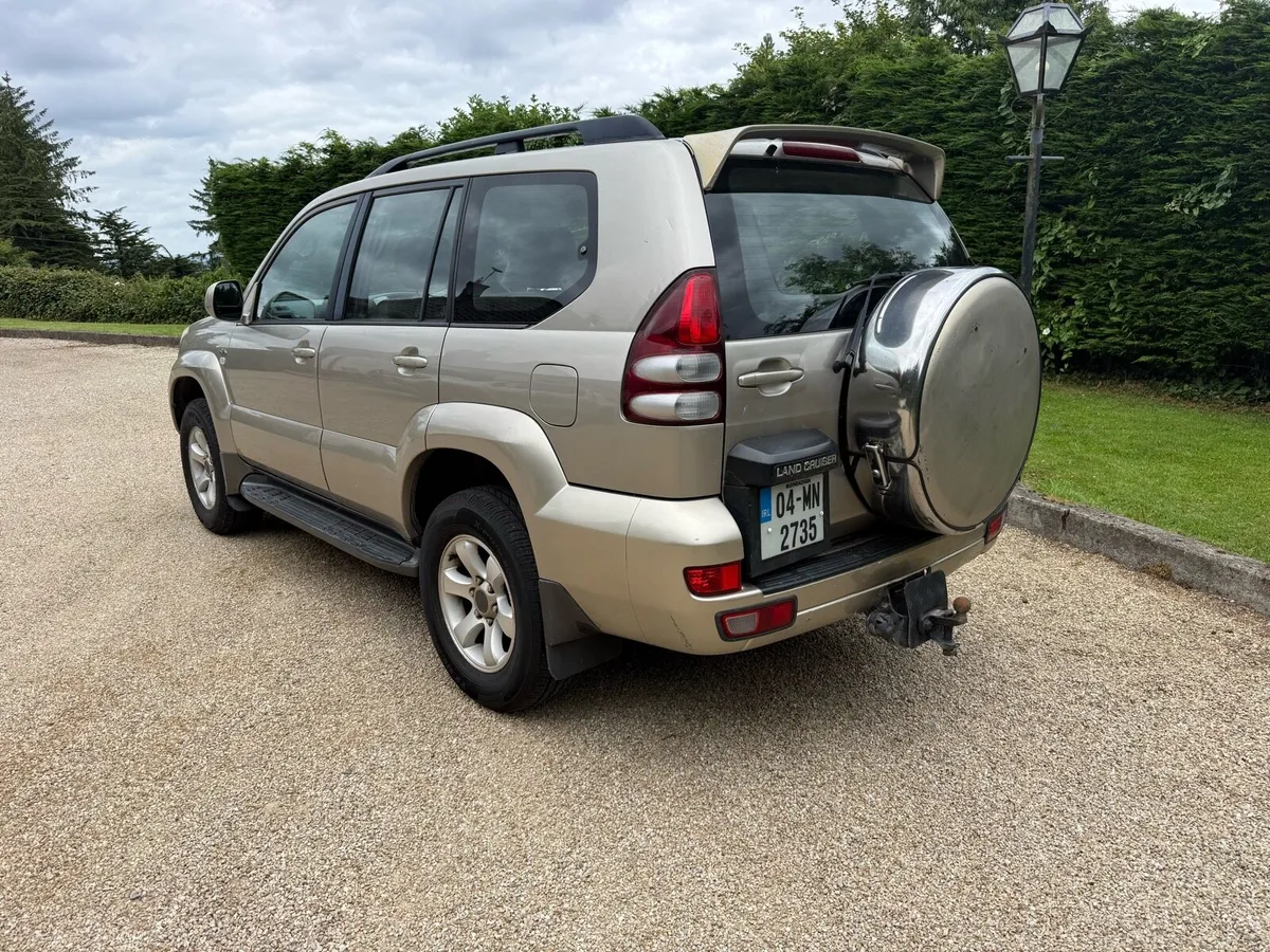 Landcruiser Crew Cab Manual - Image 3