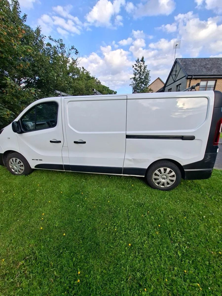 Renault Trafic 2017 - Image 3