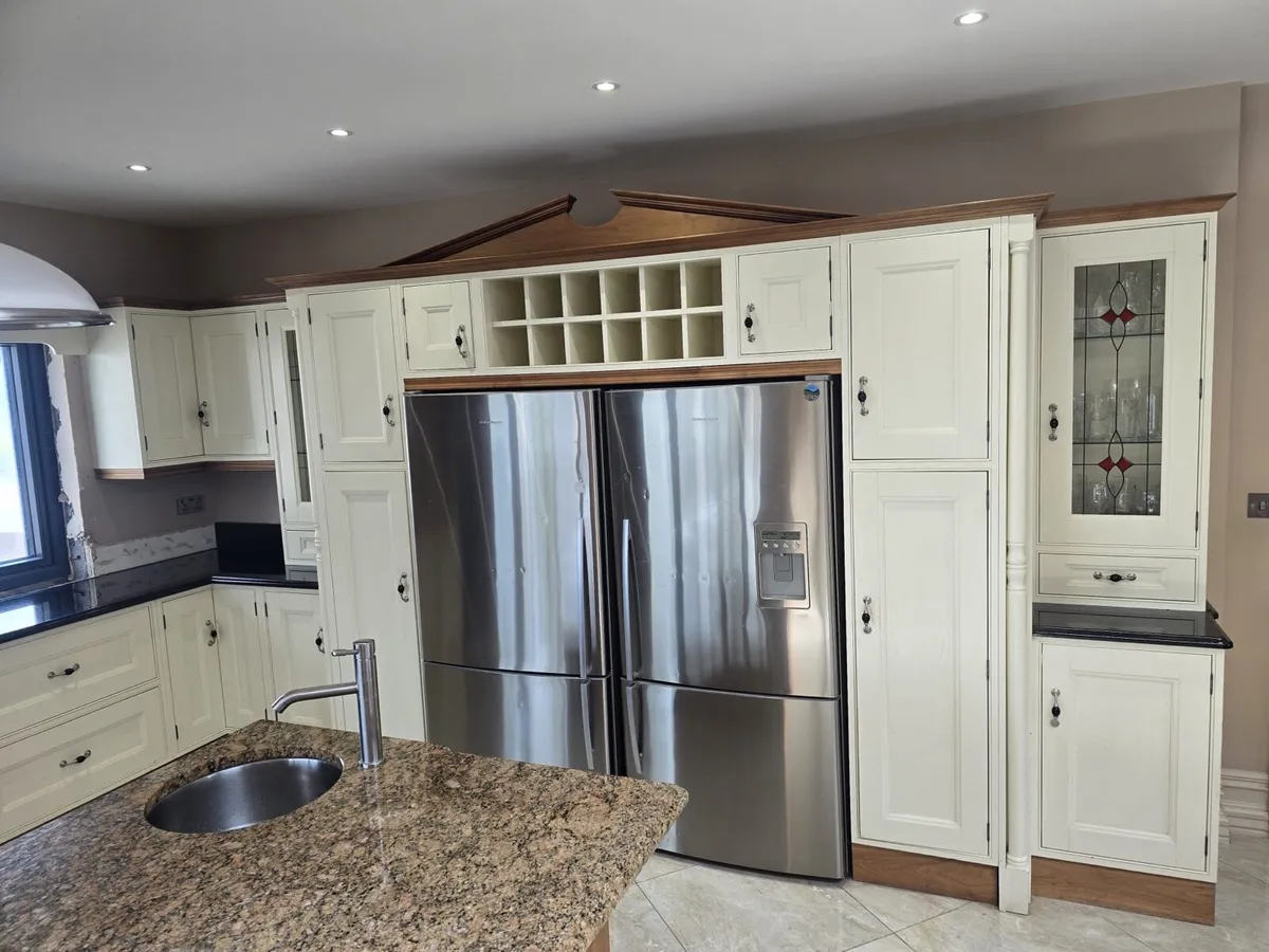 Luxury in-frame kitchen with granite worktops… - Image 2