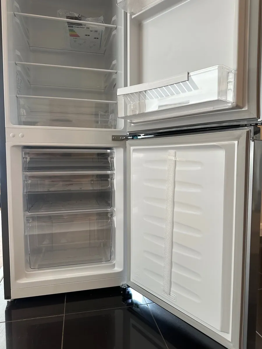 Brand New Fridgemaster Fridge Freezer – MC50165ES - Image 4