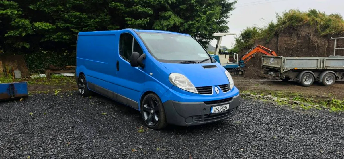 Renault Trafic - Image 2