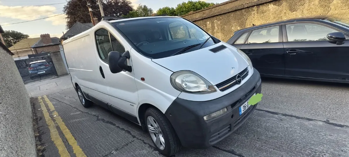Opel Vivaro 2005