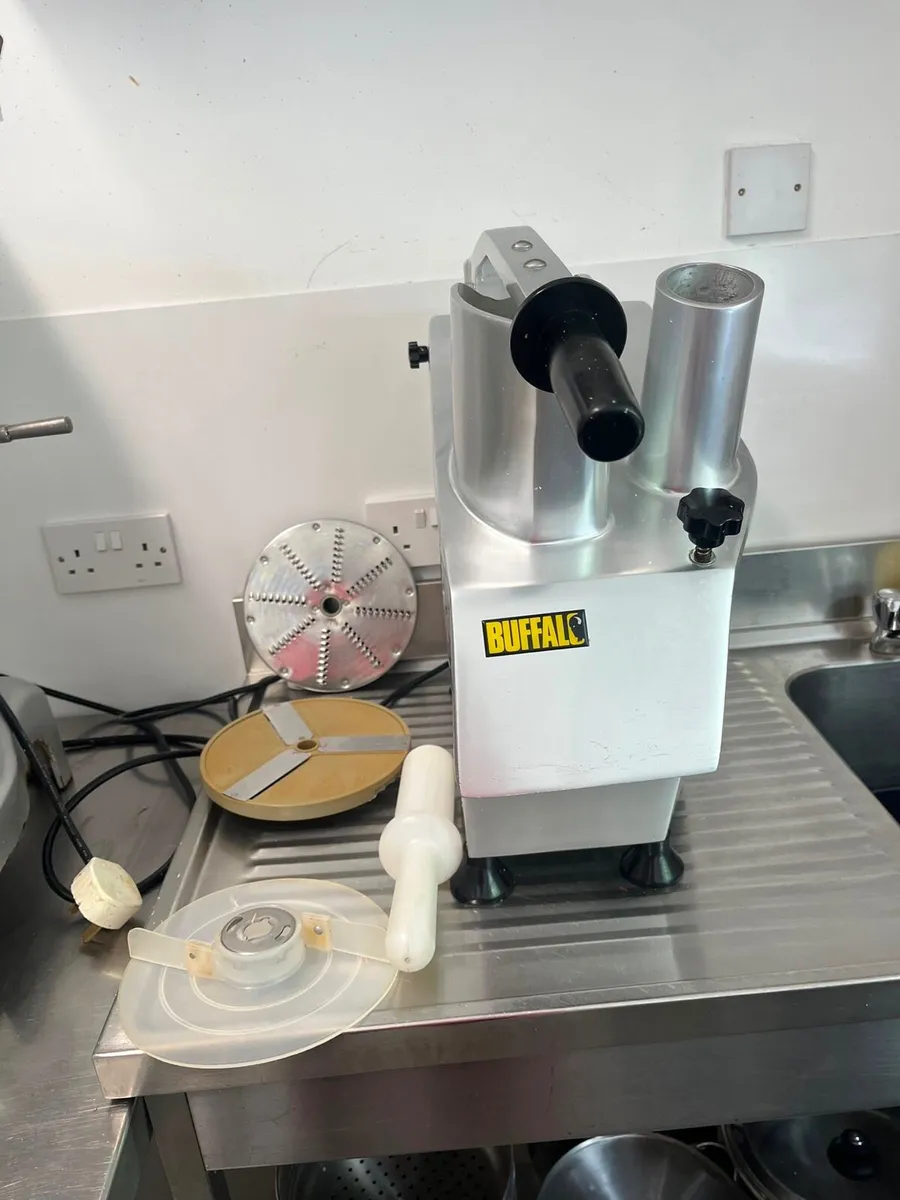 Commercial Cutting Machine with Blades - Image 1