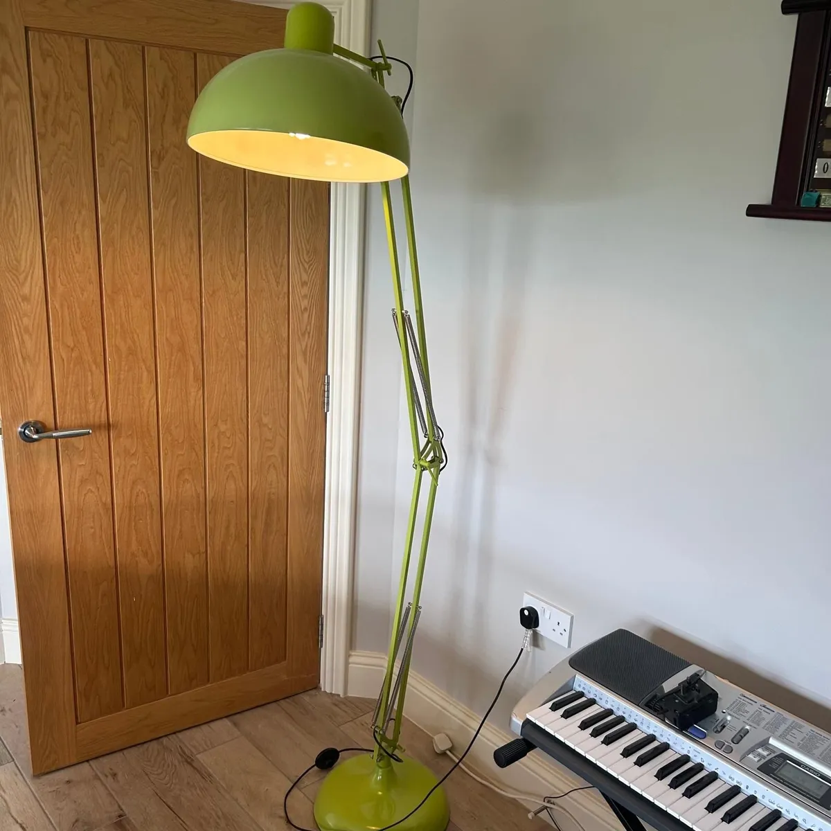Green Large 6' high Classic Desk Style floor Lamp - Image 1