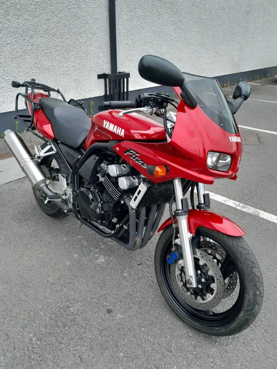 Yamaha FZS 600 Fazer 1999 MINT - Image 4