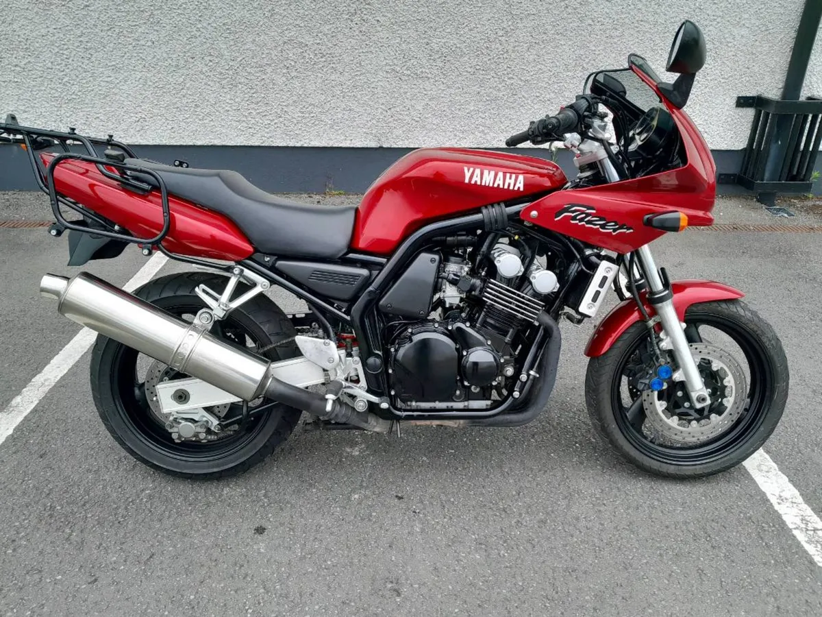 Yamaha FZS 600 Fazer 1999 MINT - Image 1