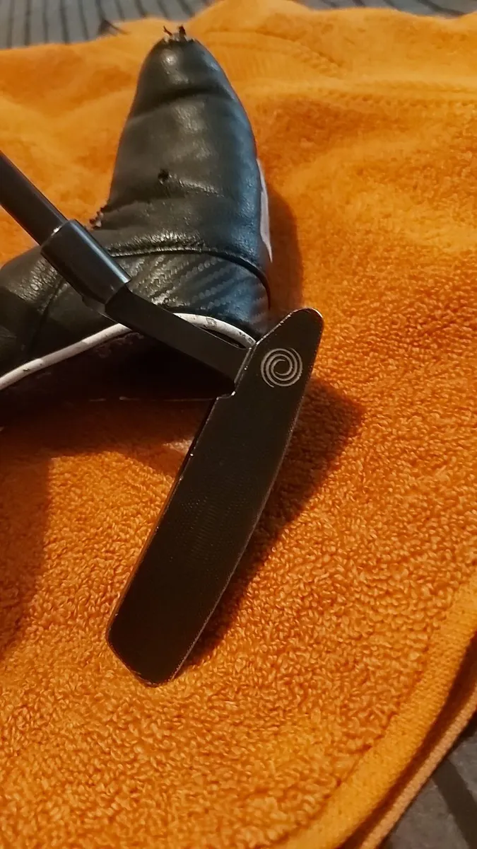 Odyssey protype putter black 2 - Image 3