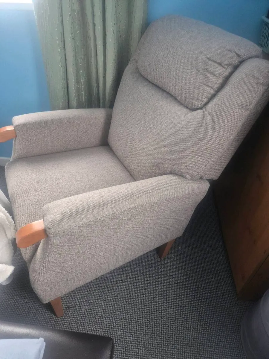 New armchair - Image 1