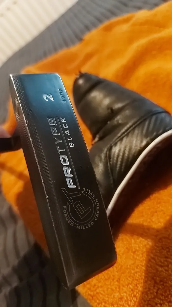Odyssey protype putter black 2 - Image 2