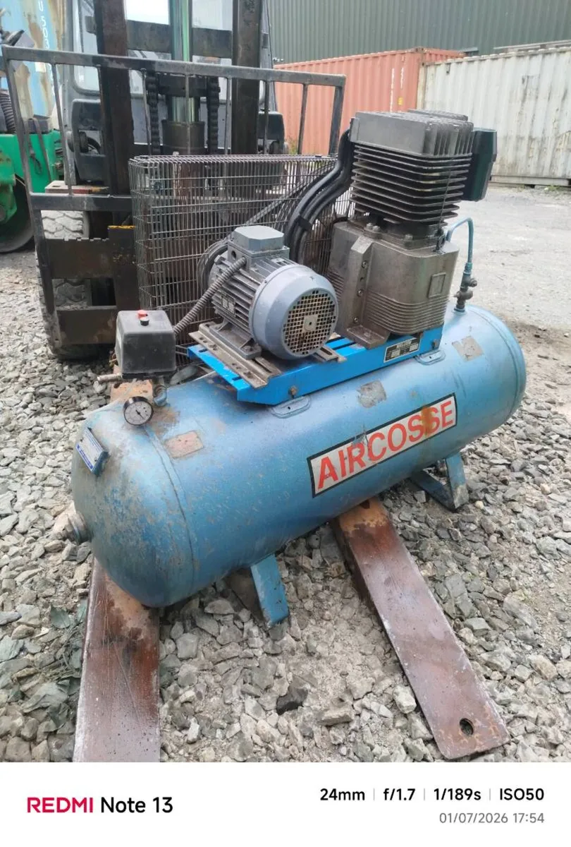 KUBOTA D905, yanmar 3nte74, compressors,waldkin - Image 4