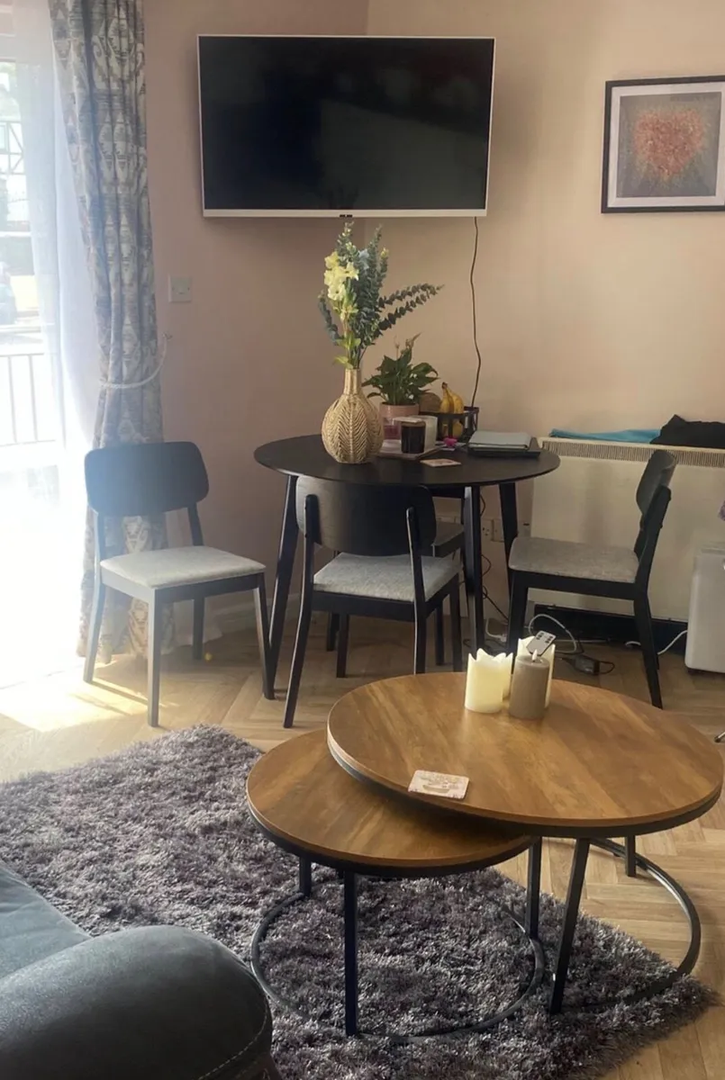 Kitchen table