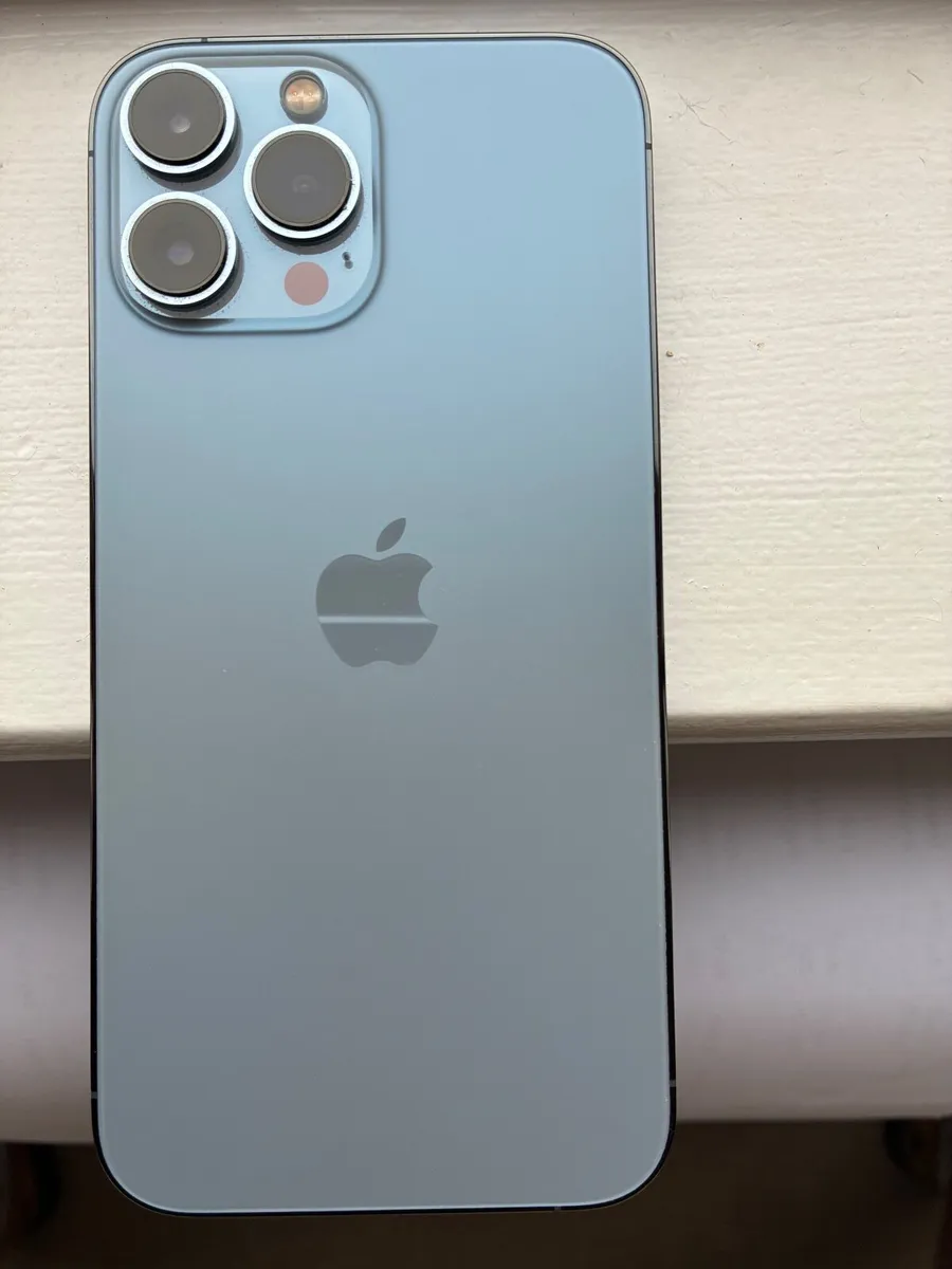 iPhone 13 Pro Max 256 GB unlocked - Image 1