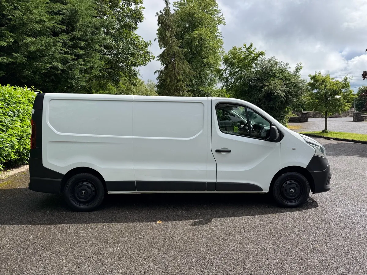 Nissan NV300 NEW CVRT - Image 2