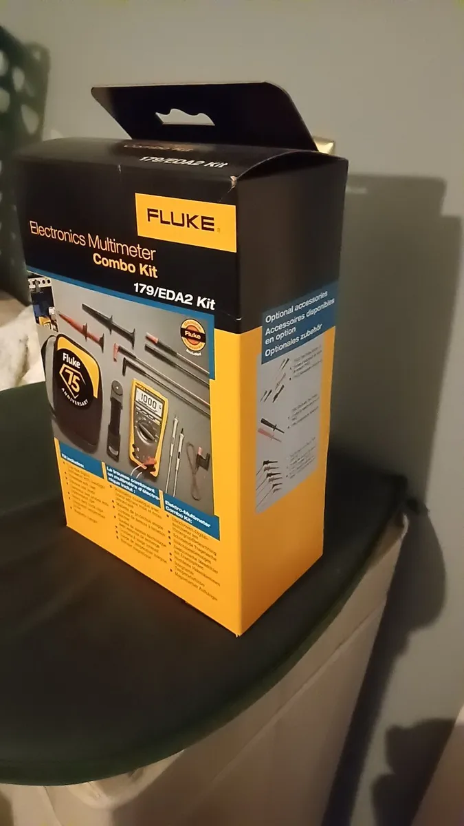 Fluke electronics multimeter (new) - Image 2